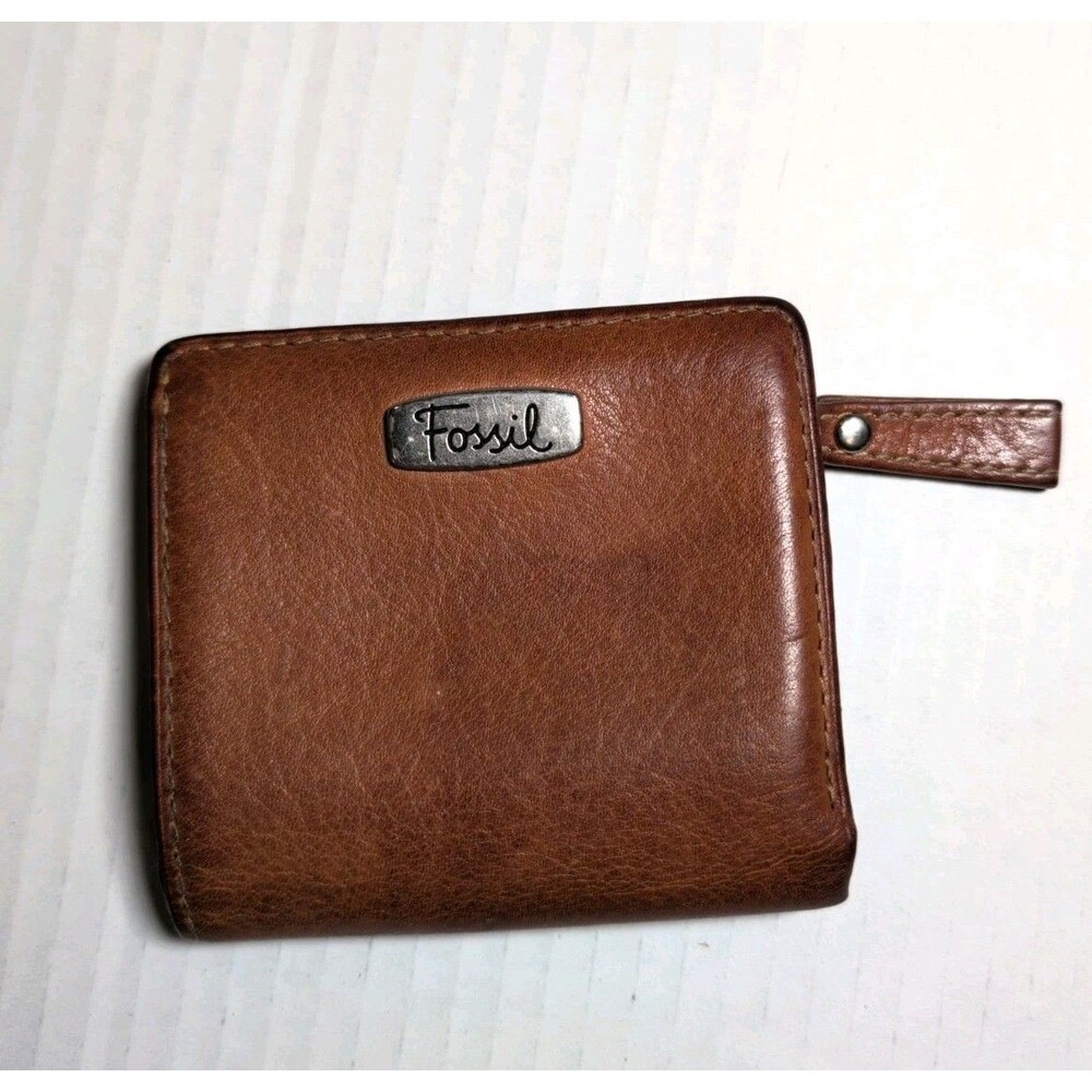 VINTAGE FOSSIL SMALL LEATHER SNAP BIFOLD WALLET BROWN CASH CC ID COIN GUC